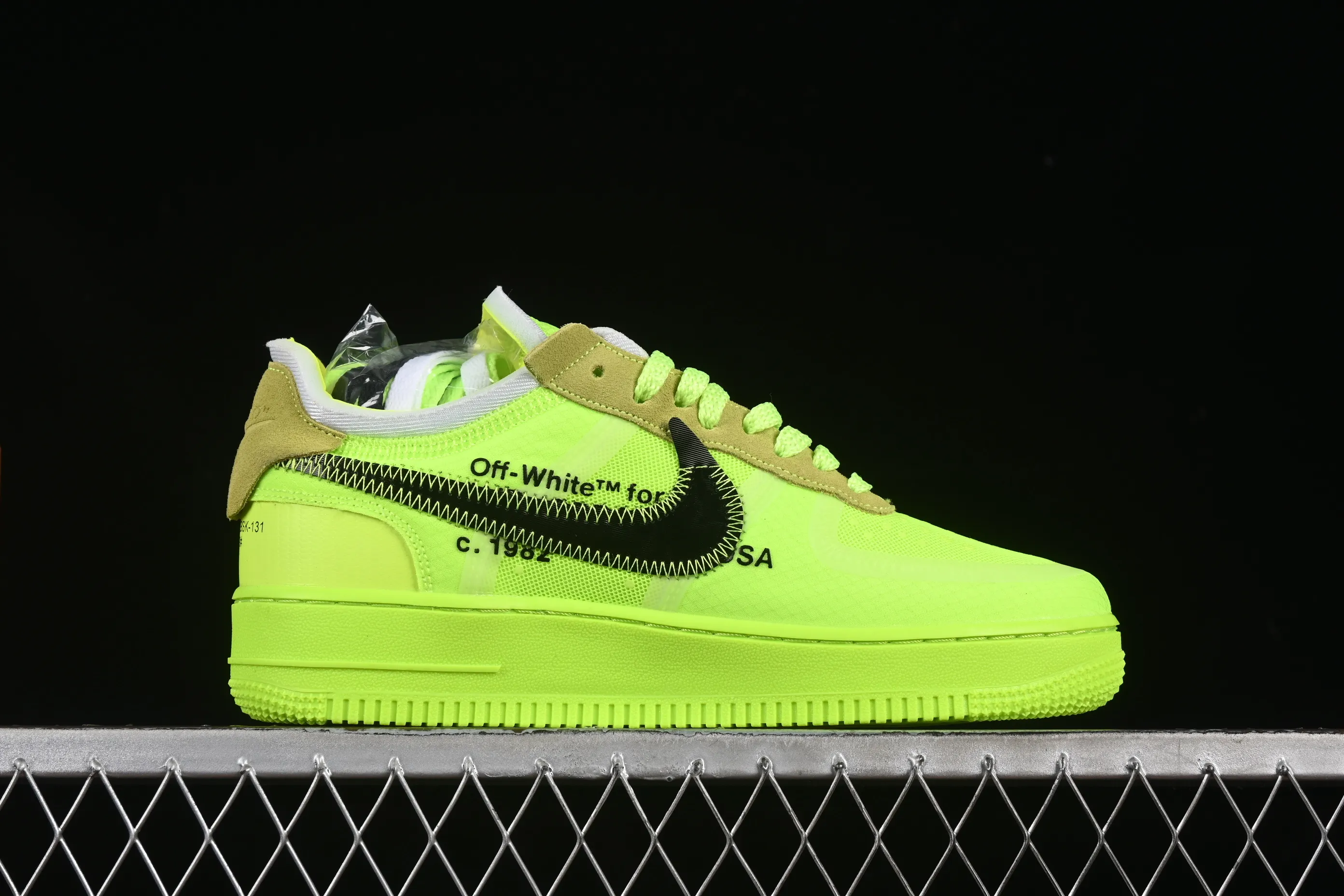 All Categories Nk Air Force 1 Air Force Series Nk Air Force 1 Low Air Force Low Off White x Nk Air Force 1 Low OW Joint Transparent Yellow AO4606-700